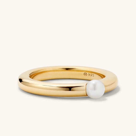 Mejuri Pearl Stacker Ring - Picture 4 of 5